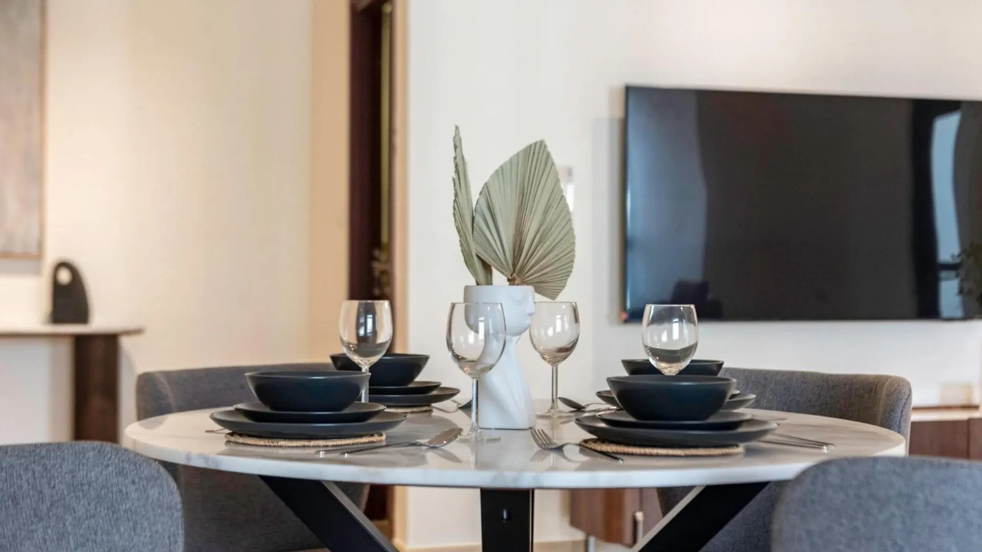 Enchanting Stay In Jbr Near The Beach 迪拜