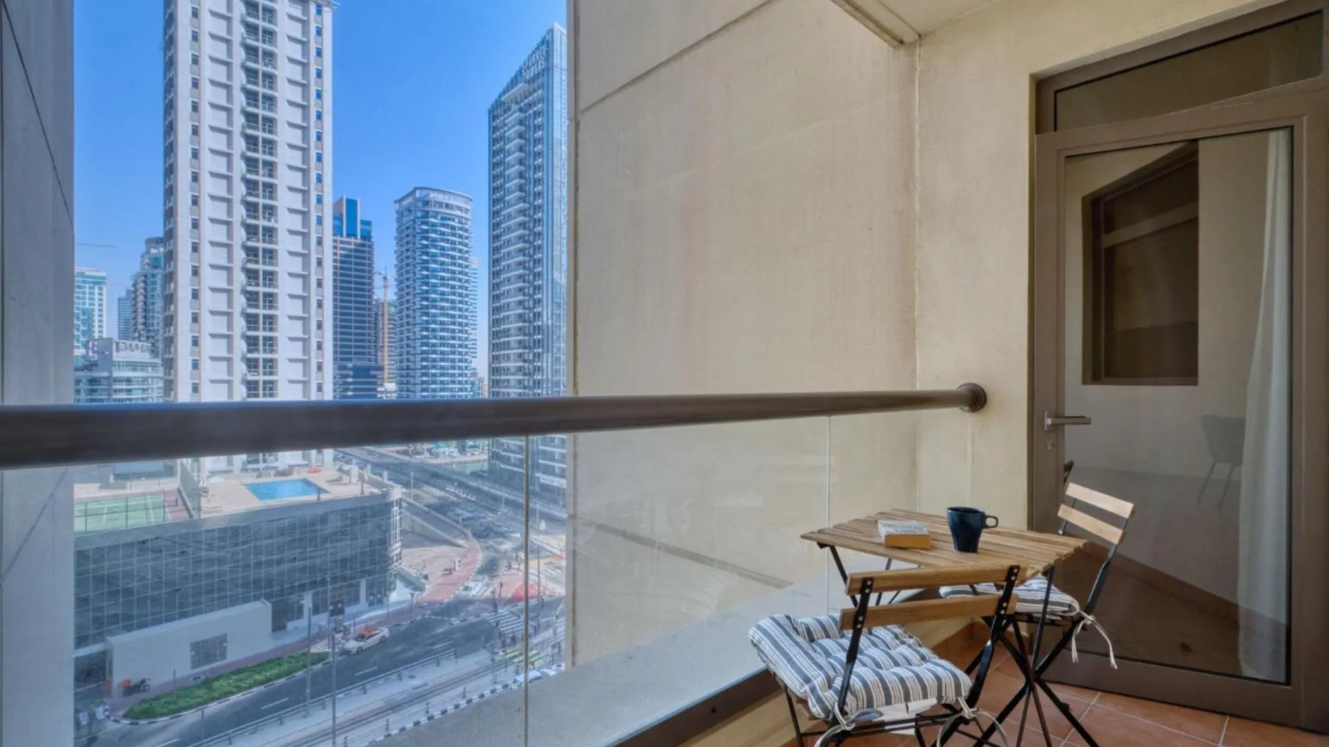 Enchanting Stay In Jbr Near The Beach 迪拜
