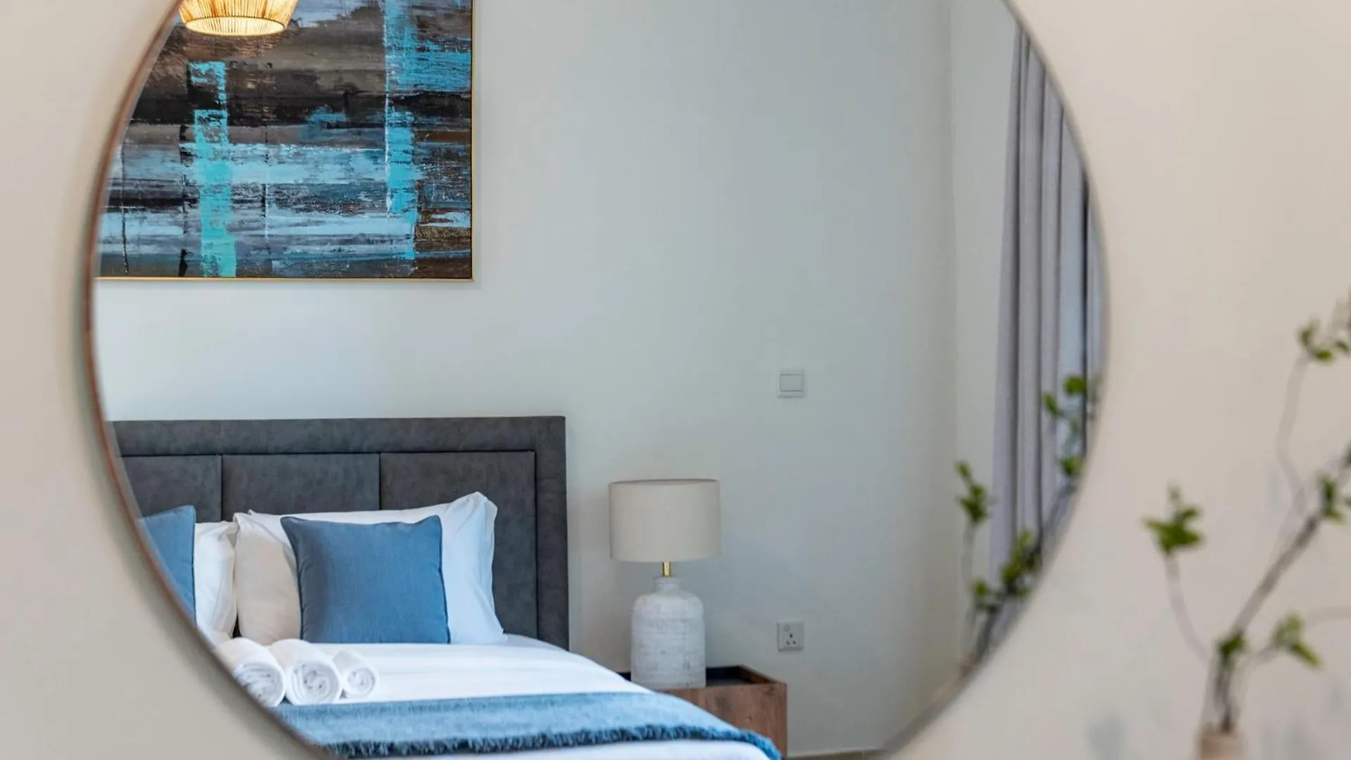 Enchanting Stay In Jbr Near The Beach ドバイ